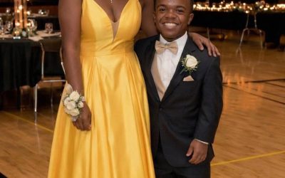 Everyone in Class Laughed at My Boyfriend Because of His Height – But at Graduation, Our Teacher Invited Us on Stage and Said Words That Left Everyone Speechless