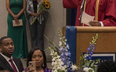 MY EX-HUSBAND’S NEW WIFE THOUGHT SHE COULD PUSH ME TO THE BACK OF MY OWN SON’S GRADUATION — UNTIL MY SON TOOK THE MICROPHONE AND SAID SOMETHING NO ONE IN THE ROOM WAS READY TO HEAR.